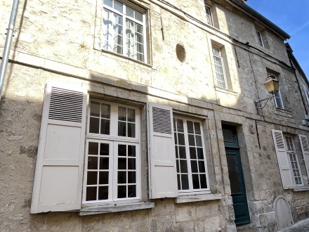 Location Appartement 2 pièces Senlis (60300) - CENTRE VILLE