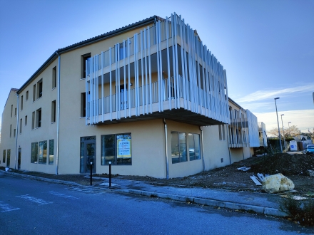Location Appartement 3 pièces Le Thor (84250) - Les Vignères