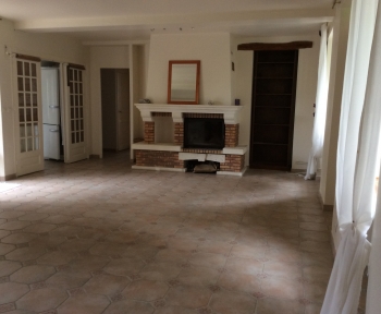 Location Maison ancienne 7 pièces Rocquemont (60800) - Proche SENLIS et CREPY EN VALOIS