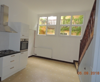 Location Appartement 4 pièces Nogaro (32110) - centre ville