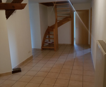 Location Appartement 4 pièces Lauterbourg (67630) - rue de l'église