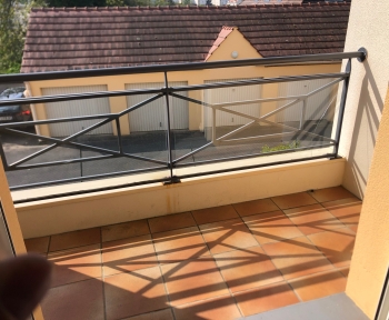 Location Appartement 2 pièces Clermont (60600) - PROCHE GARE ET CENTRE VILLE