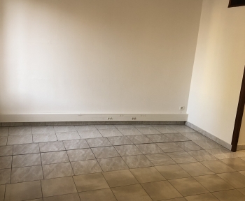 Location Appartement 2 pièces Doullens (80600) - rue Eugene Andrieux